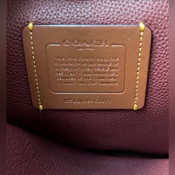 Coach Tyler Carryall Pink/Peach Pebbled Leather Tote Bag *Minor Flaws* - Picture 8 of 14